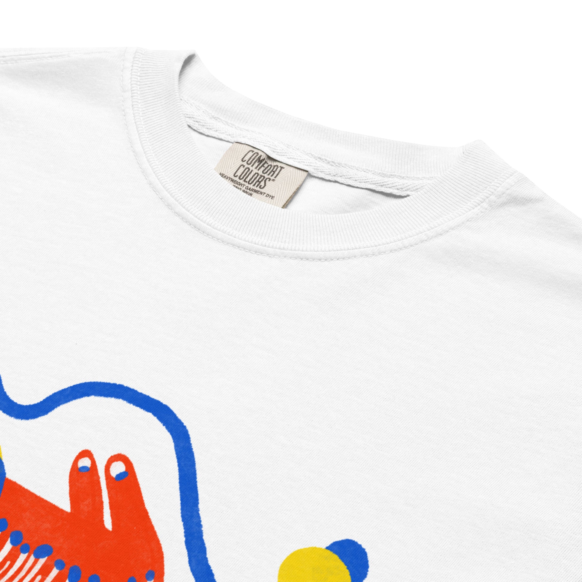 Unisex T-shirt with a bright, cheerful twin cats illustration on the front.